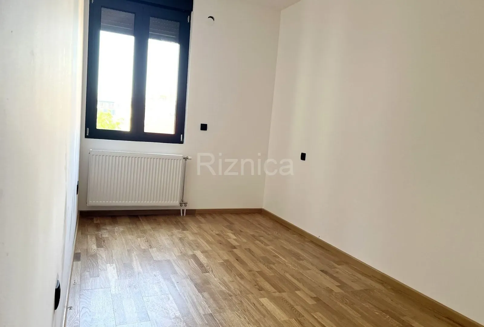 Prodaja, dvosoban stan, 79m², Čair, Sokobanja