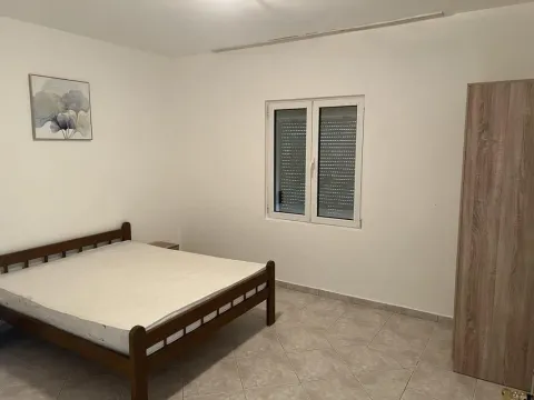 Rent, two bedroom apartment, 65m², Bar, Crna Gora - image 4