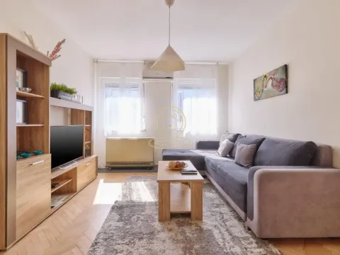Rent, two bedroom apartment, 55m², Savski Venac, Beograd - image 3