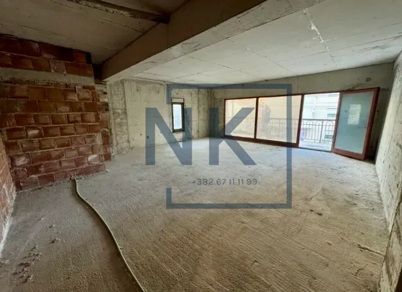 Prodaja, poslovni prostor, 56m², Vezirov Most, Podgorica