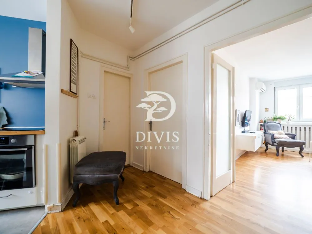 Sale, two bedroom apartment, 56m², Stari Grad, Beograd