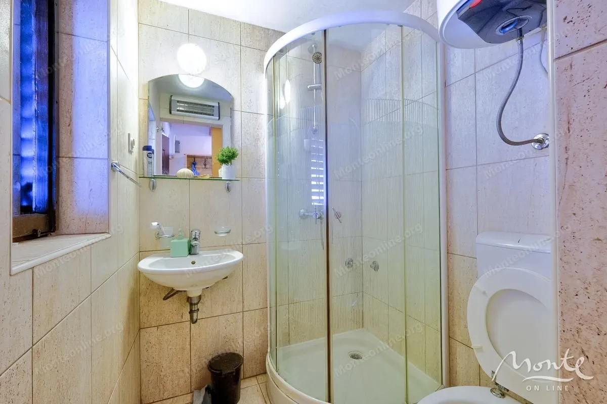 Prodaja, kuća, 67m², Orahovac, Kotor