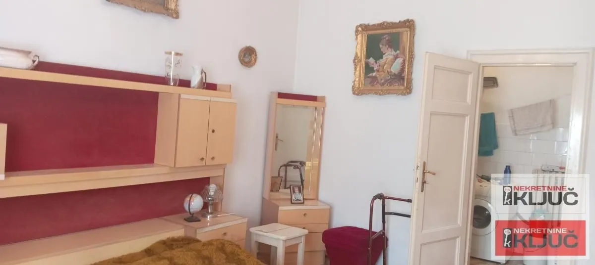 Prodaja, trosoban stan, 102m², Centar, Novi Sad