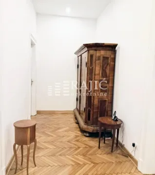 Rent, three bedroom apartment, 105m², Stari Grad, Beograd - image 12