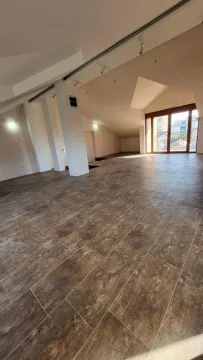 Rent, house, 280m², Stara Varoš, Podgorica - image 5