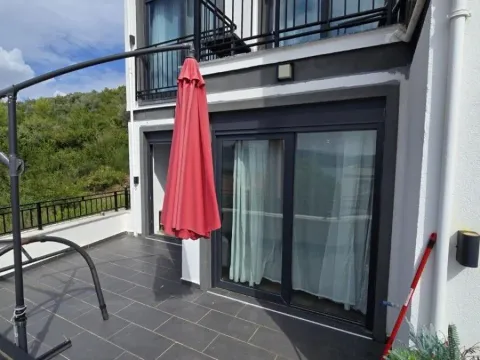 Prodaja, dvosoban stan, 42m², Tivat, Crna Gora - image 8