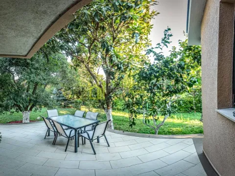 Sale, house, 280m², Masline, Podgorica - image 3