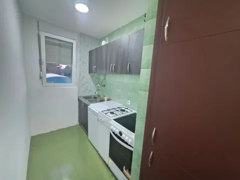 Rent, two bedroom apartment, 65m², Blok 5, Podgorica - image 12