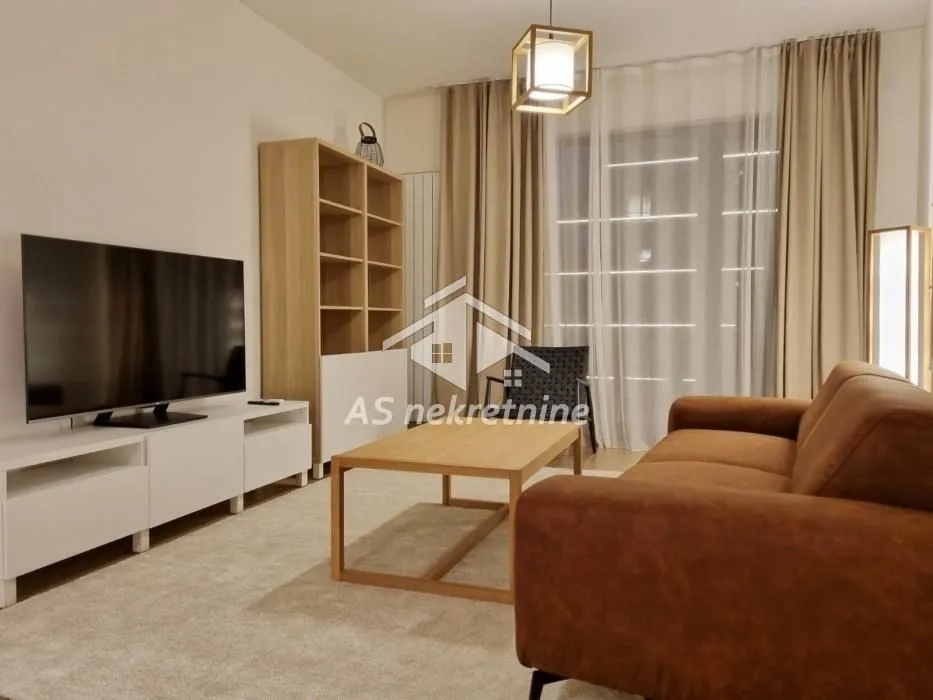 Rent, three bedroom apartment, 91m², Savski Venac, Beograd