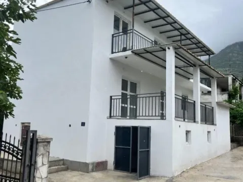 Prodaja, kuća, 232m², Sutomore, Bar