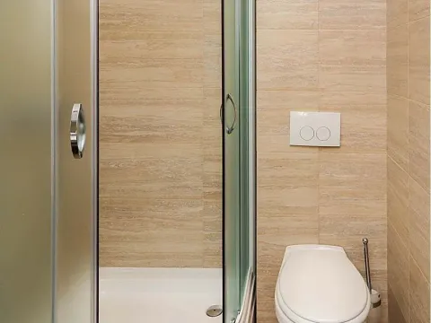 Sale, two bedroom apartment, 84m², Bečići, Budva - image 11