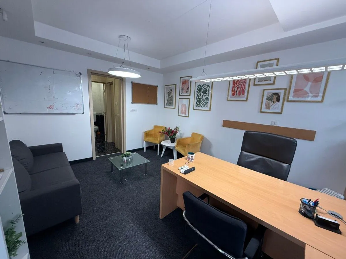 Izdavanje, poslovni prostor, 129m², Preko Morače, Podgorica