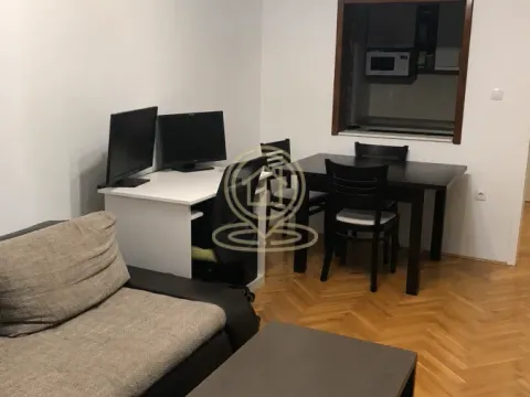 Izdavanje, dvosoban stan, 45m², Sajmište, Novi Sad - image 4