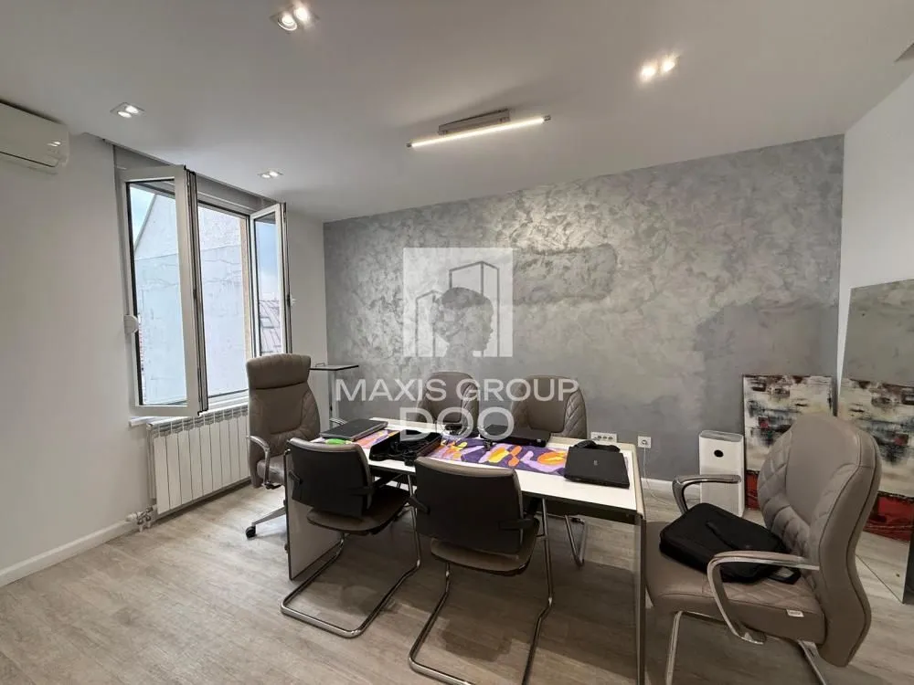 Sale, apartment, 118m², Đeram Pijaca, Beograd