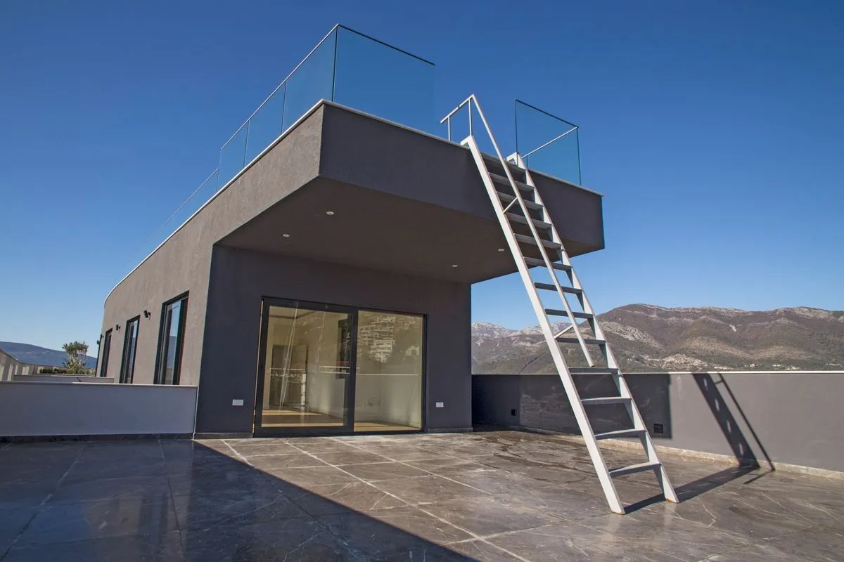 Prodaja, dvosoban stan, 132m², Donja Lastva, Tivat