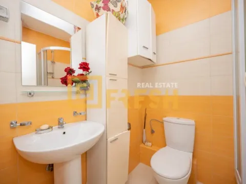 Izdavanje, jednosoban stan, 54m², Tuški Put, Podgorica - image 9