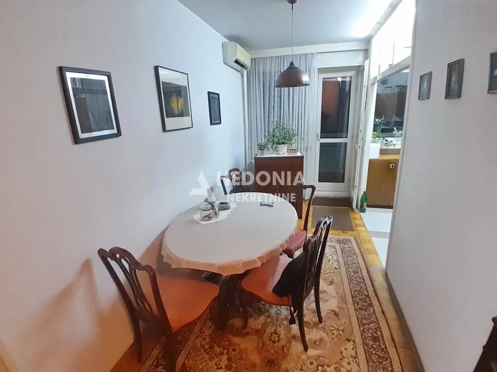 Prodaja, dvosoban stan, 78m², Novi Beograd Sve Podlokacije, Beograd