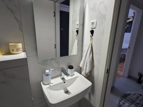 Rent, one bedroom apartment, 42m², Stari Aerodrom, Podgorica - image 6