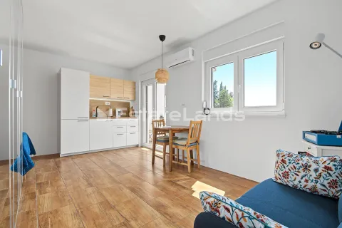 Sale, studio apartment, 27m², Tripovići, Tivat - image 2