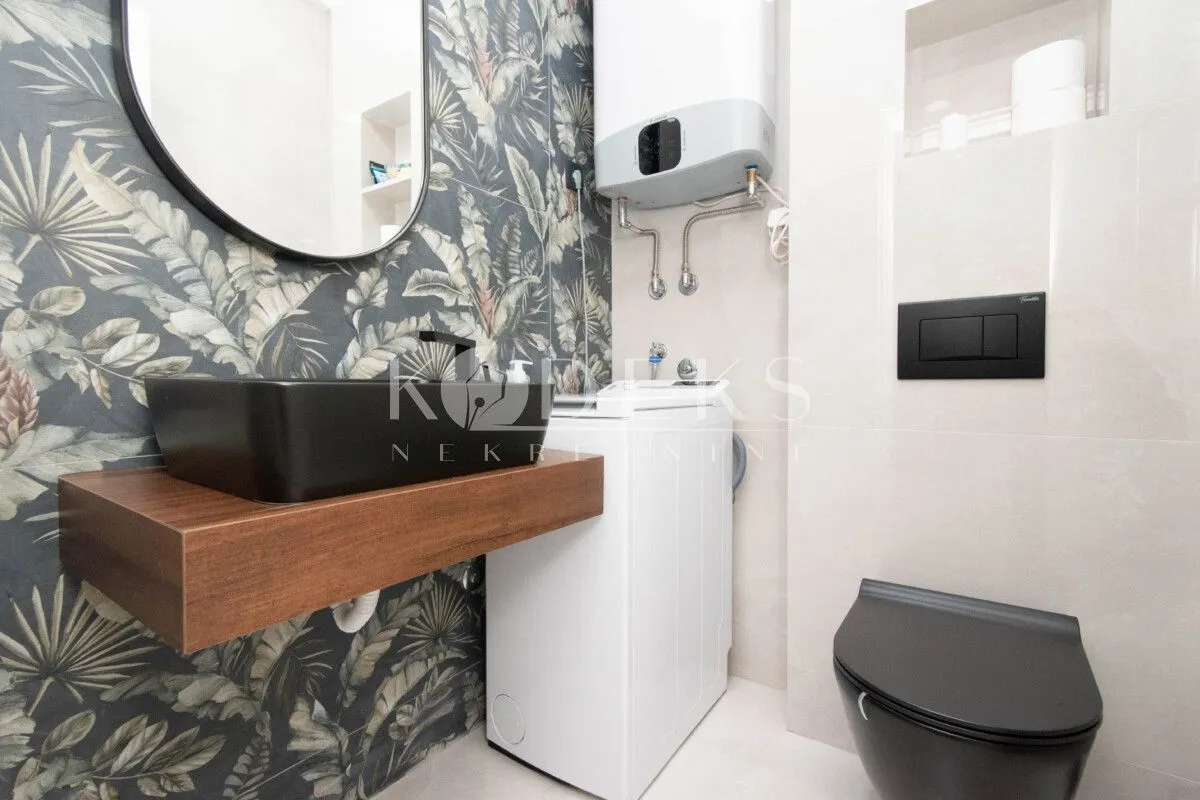 Rent, two bedroom apartment, 77m², 1 maj, Podgorica