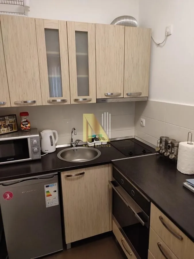 Izdavanje, jednosoban stan, 36m², Centar, Subotica
