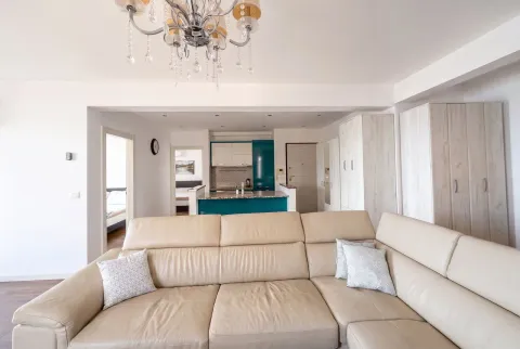 Rent, four bedroom apartment, 91m², Bečići, Budva - image 17