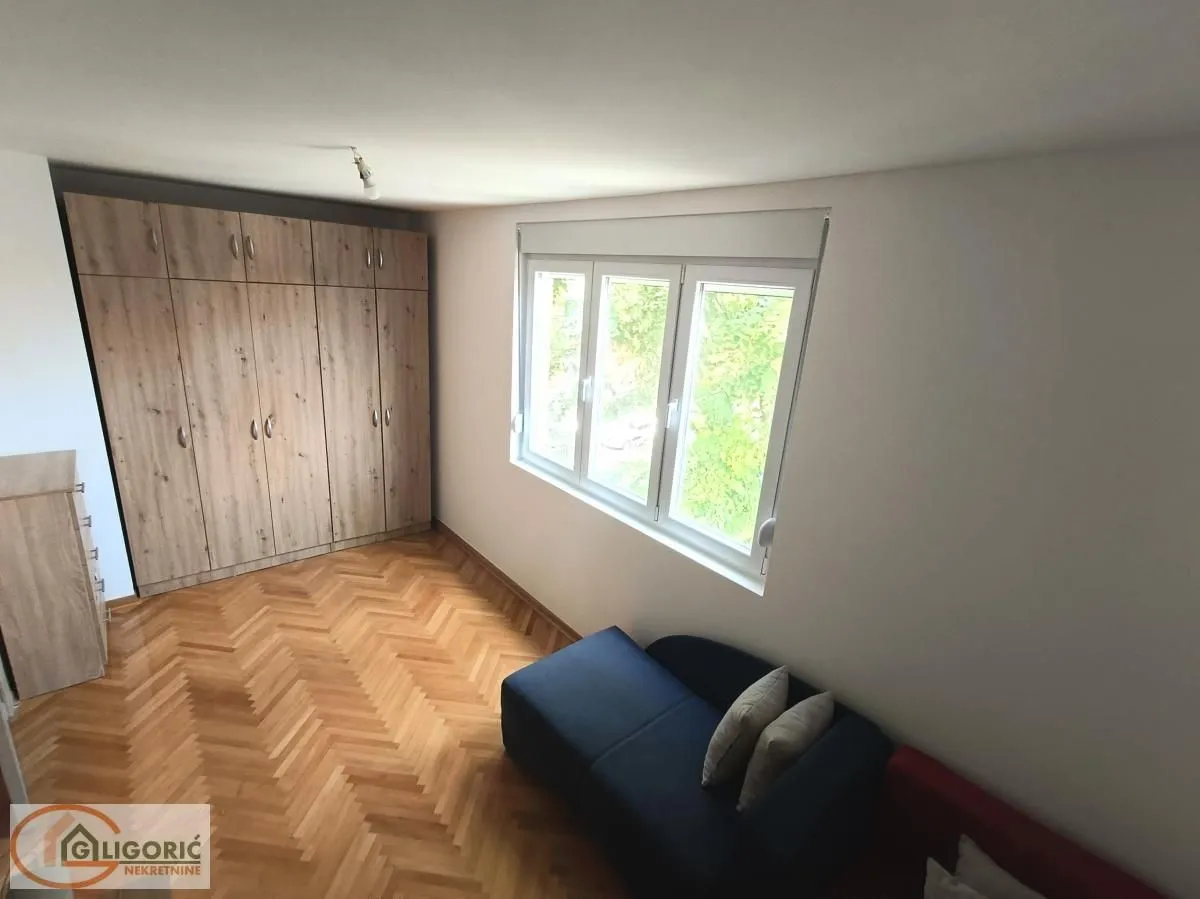 Prodaja, dvosoban stan, 52m², Karaburma, Palilula Sve Podlokacije