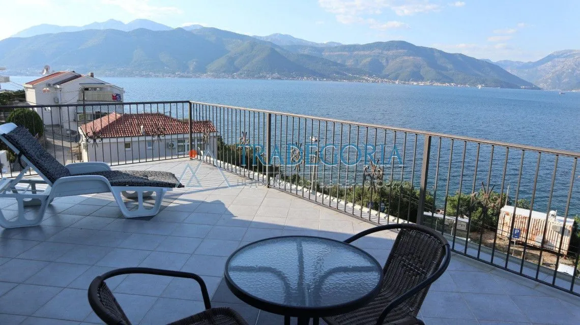 Prodaja, kuća, 224m², Krašići, Tivat
