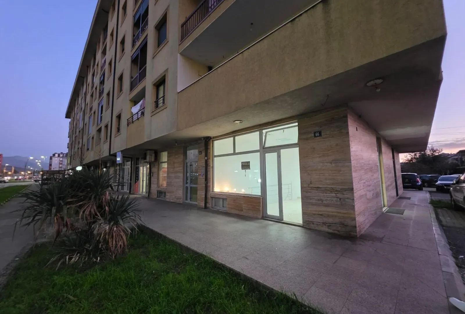 Sale, office space, 82m², Podgorica, Crna Gora