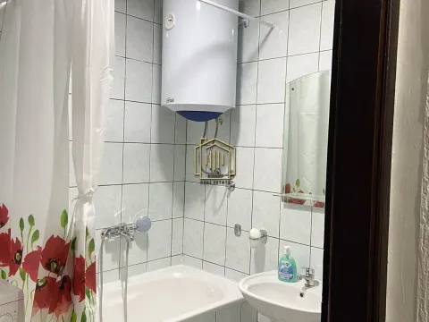 Sale, two bedroom apartment, 80m², Stari Aerodrom, Podgorica - image 12