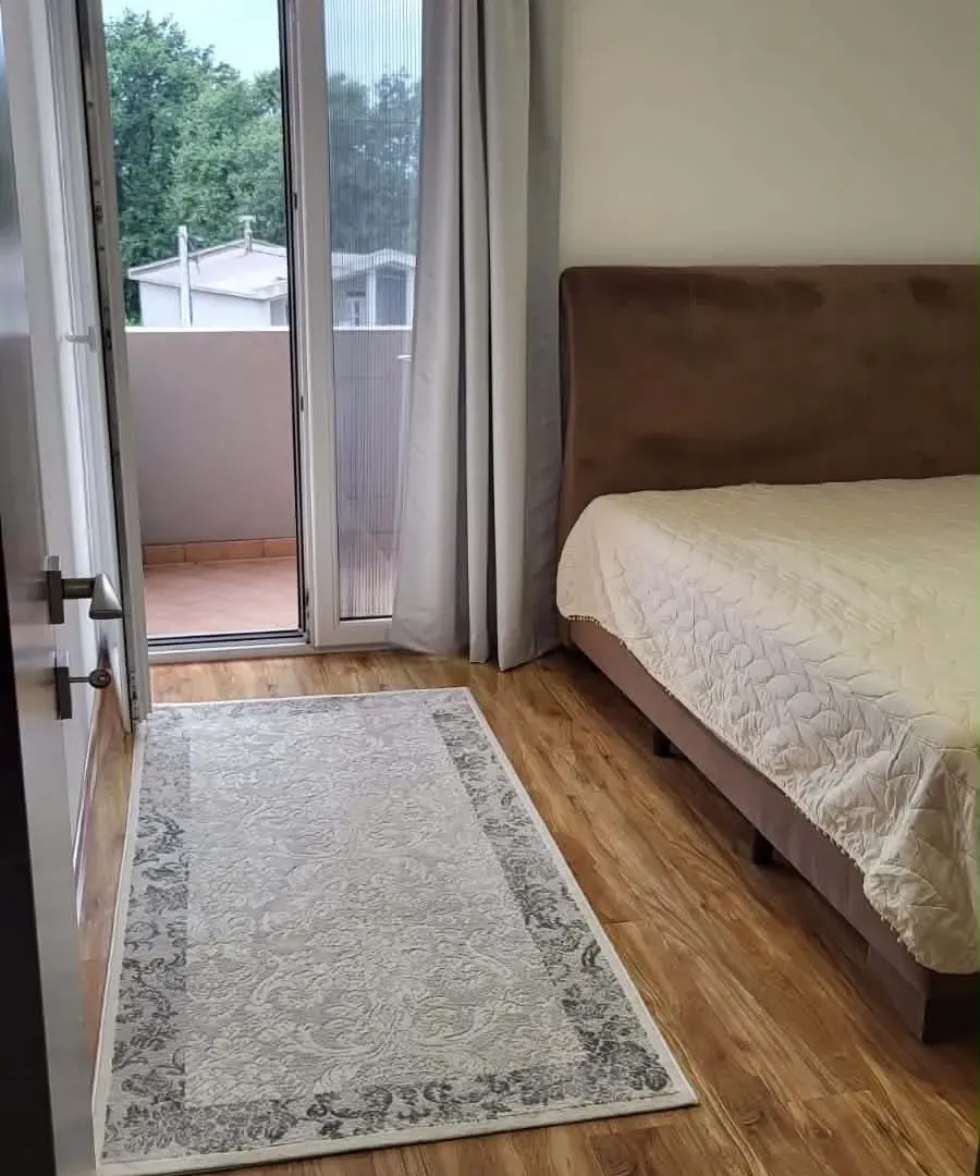 Rent, one bedroom apartment, 55m², Čeluga, Bar
