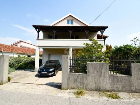 Prodaja, kuća, 200m², Zabjelo, Podgorica - image 15