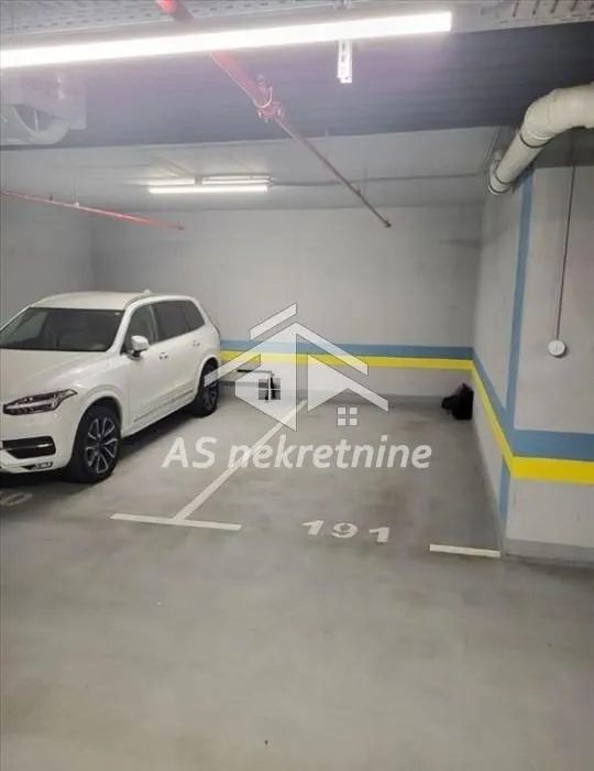 Izdavanje, dvosoban stan, 51m², Lekino Brdo, Voždovac Sve Podlokacije