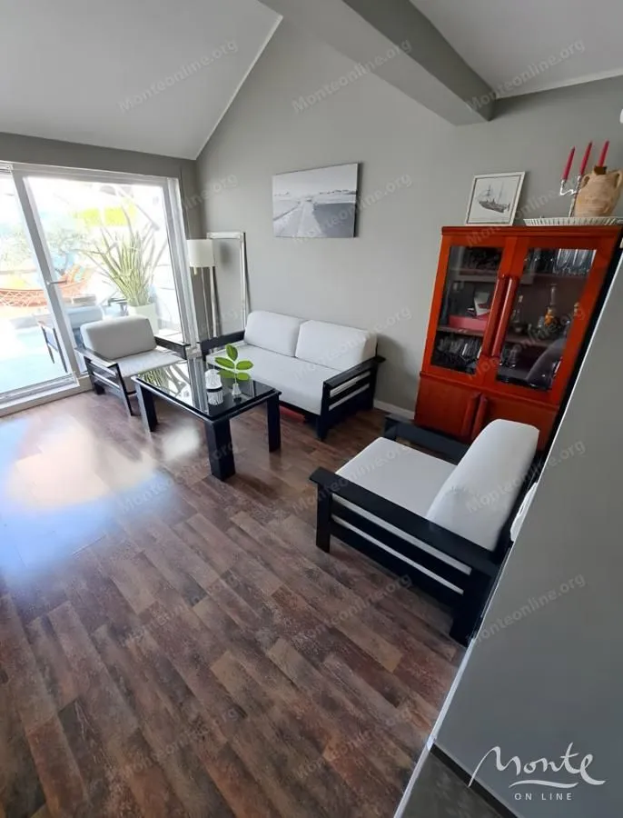 Prodaja, jednosoban stan, 33m², Krašići, Tivat