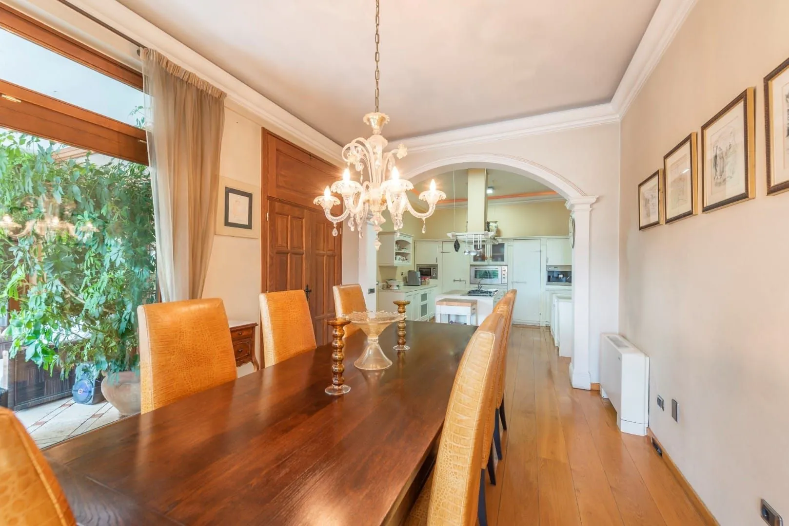 Sale, house, 1264m², Gospoština, Budva
