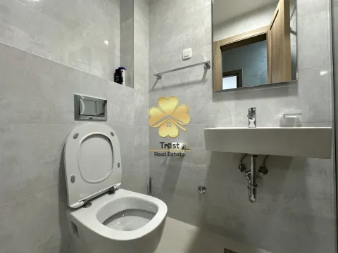 Izdavanje, dvosoban stan, 85m², Master Kvart, Podgorica - image 17