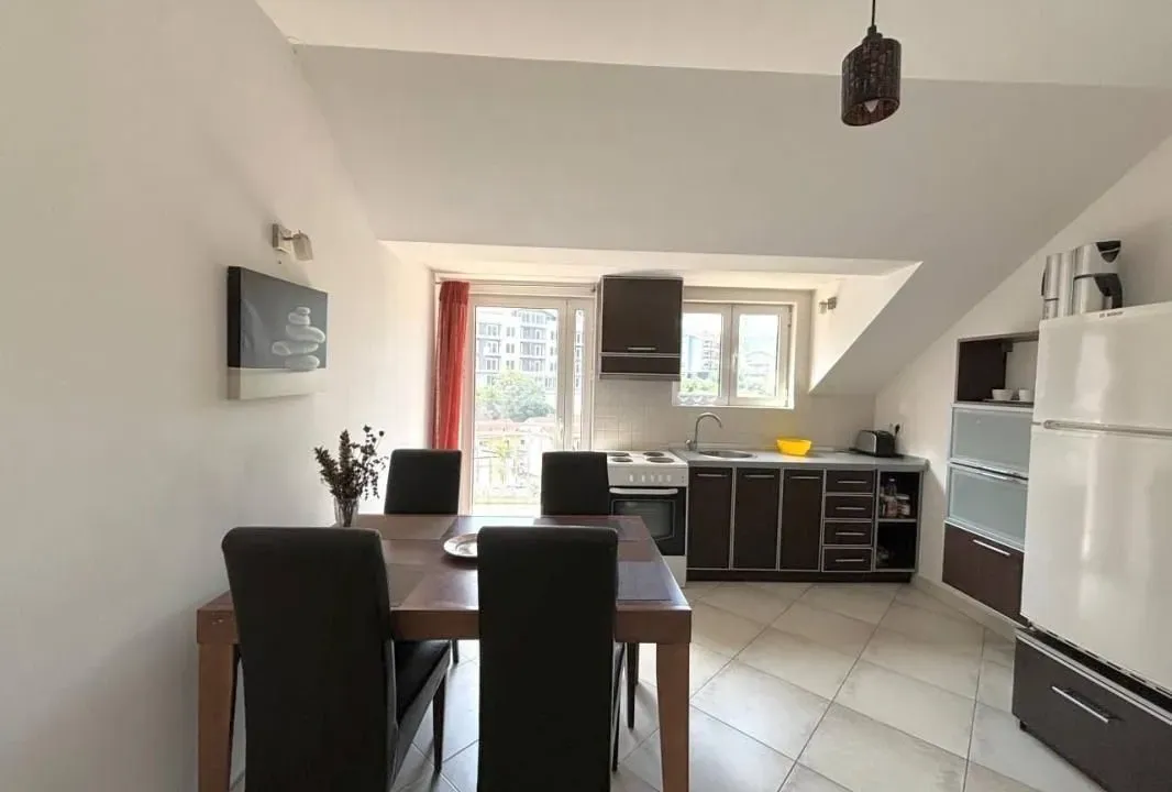 Sale, two bedroom apartment, 73m², Dobrota, Kotor