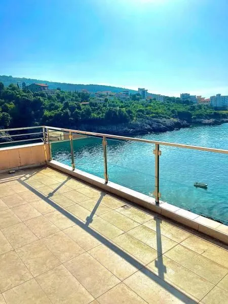 Prodaja, kuća, 275m², Bar, Crna Gora