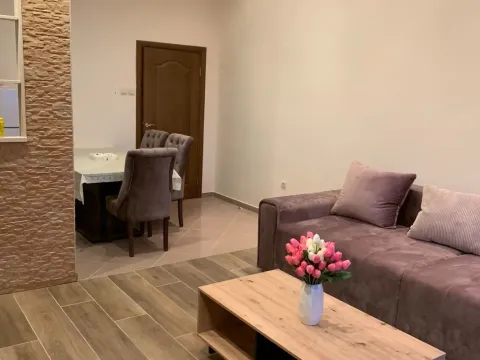 Rent, two bedroom apartment, 73m², Bečići, Budva - image 13