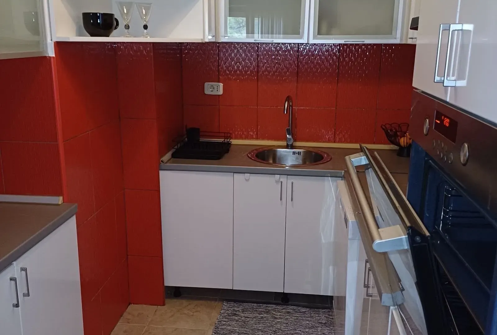 Rent, two bedroom apartment, 106m², Bonići, Tivat