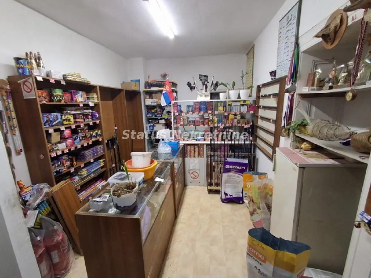 Prodaja, kuća, 156m², Futog, Novi Sad Sve Podlokacije