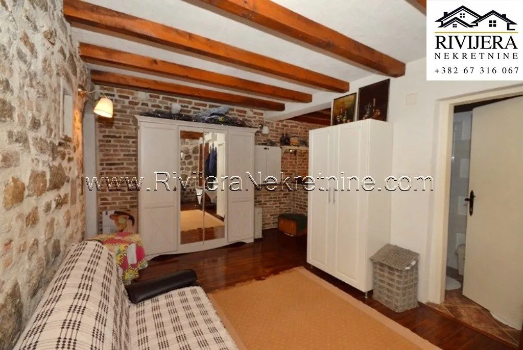 Prodaja, dvosoban stan, 106m², Centar, Herceg Novi