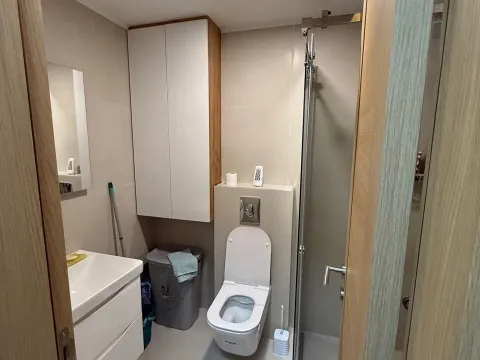 Rent, one bedroom apartment, 52m², Podgorica, Crna Gora - image 11