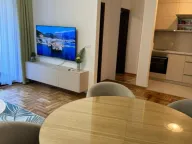 Rent, one bedroom apartment, 48m², Bečići, Budva - image 10