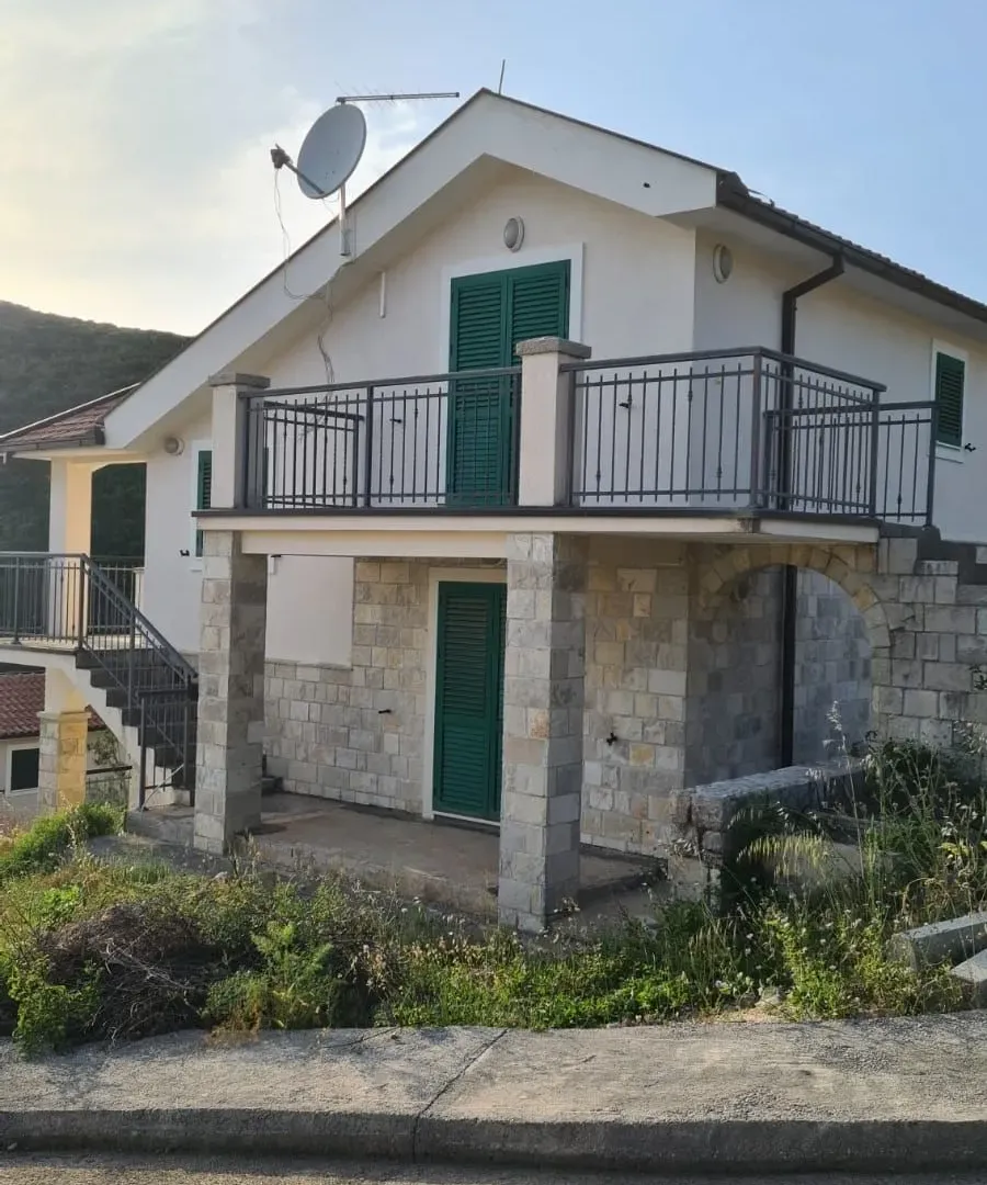 Prodaja, kuća, 290m², Rose, Herceg Novi