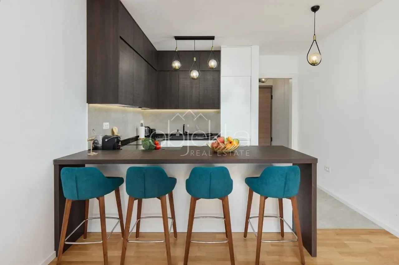 Sale, apartment, 69m², Kotor, Crna Gora