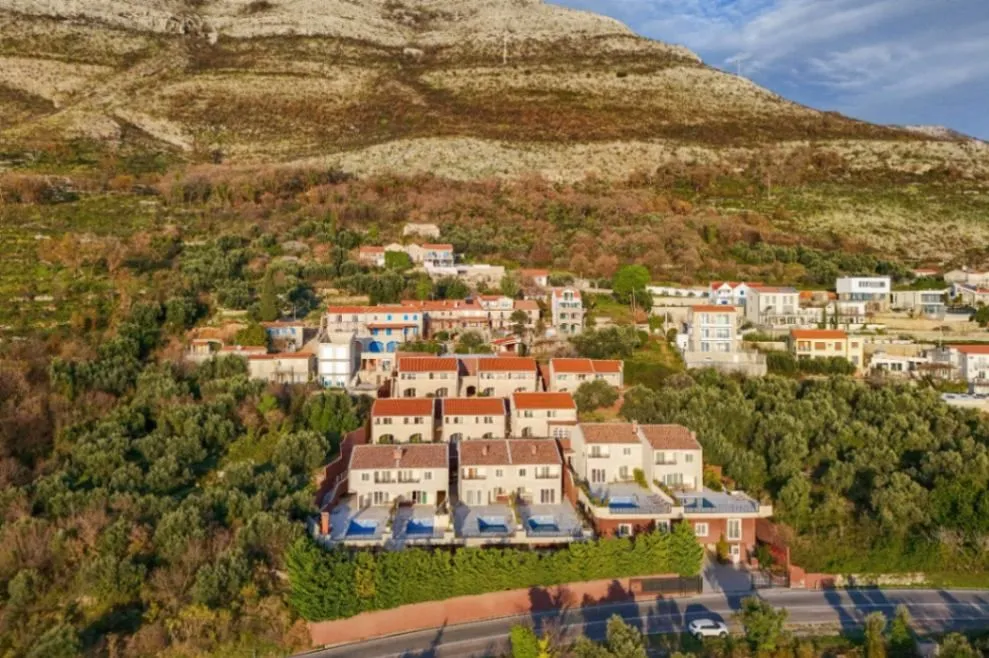 Prodaja, jednosoban stan, 46m², Reževići, Budva