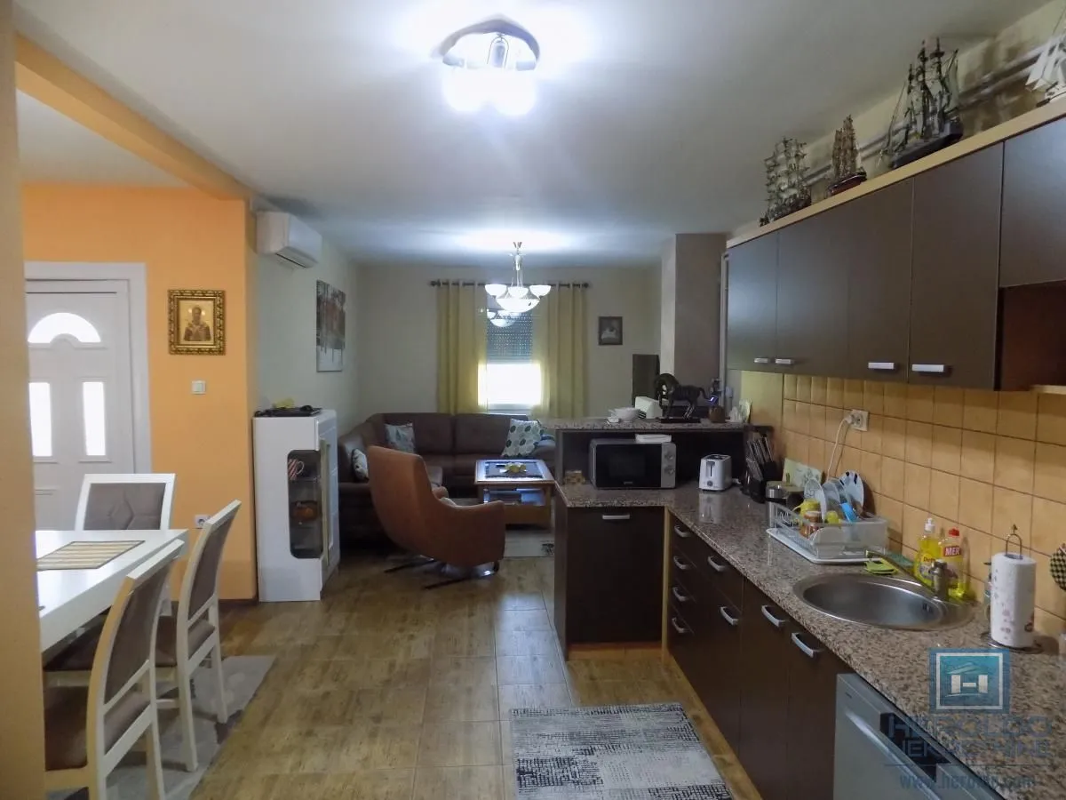 Sale, house, 96m², Karadjordjevo brdo, Paraćin