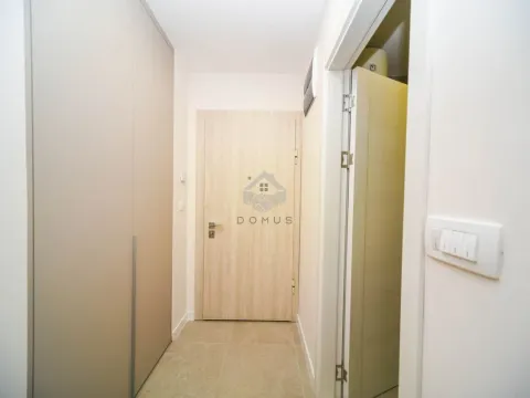 Izdavanje, jednosoban stan, 40m², Pobrežje, Podgorica - image 10
