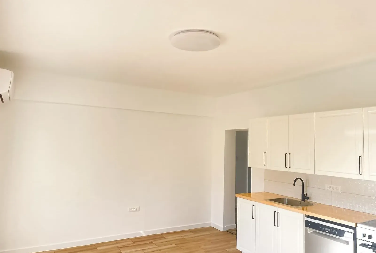 Prodaja, kuća, 118m², Dumidran, Tivat